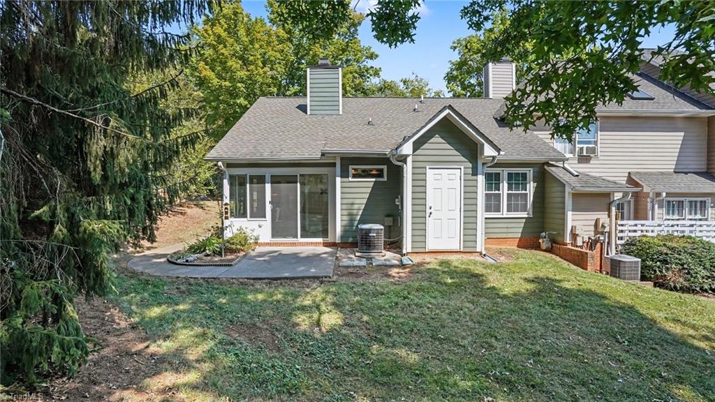 Photo of 2800 Shadowbrook Lane, Winston-Salem, NC 27103 (MLS # 1235827)