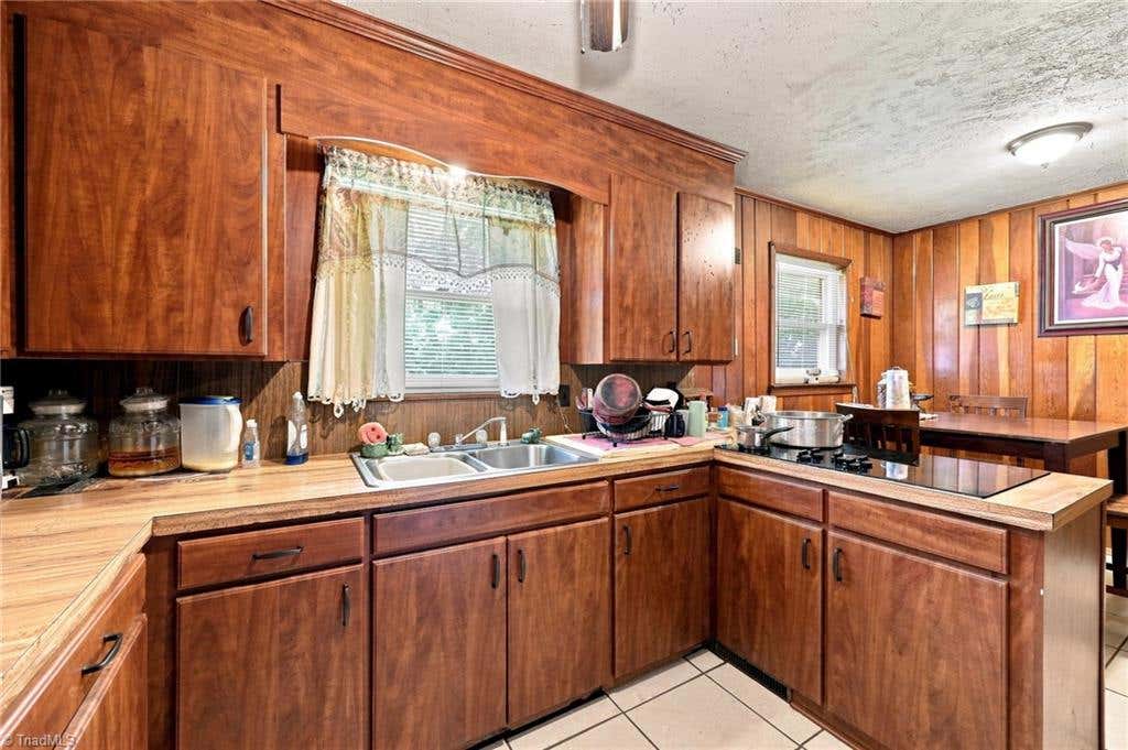 Photo of 5354 Sunrise Terrace, Winston-Salem, NC 27105 (MLS # 1229906)