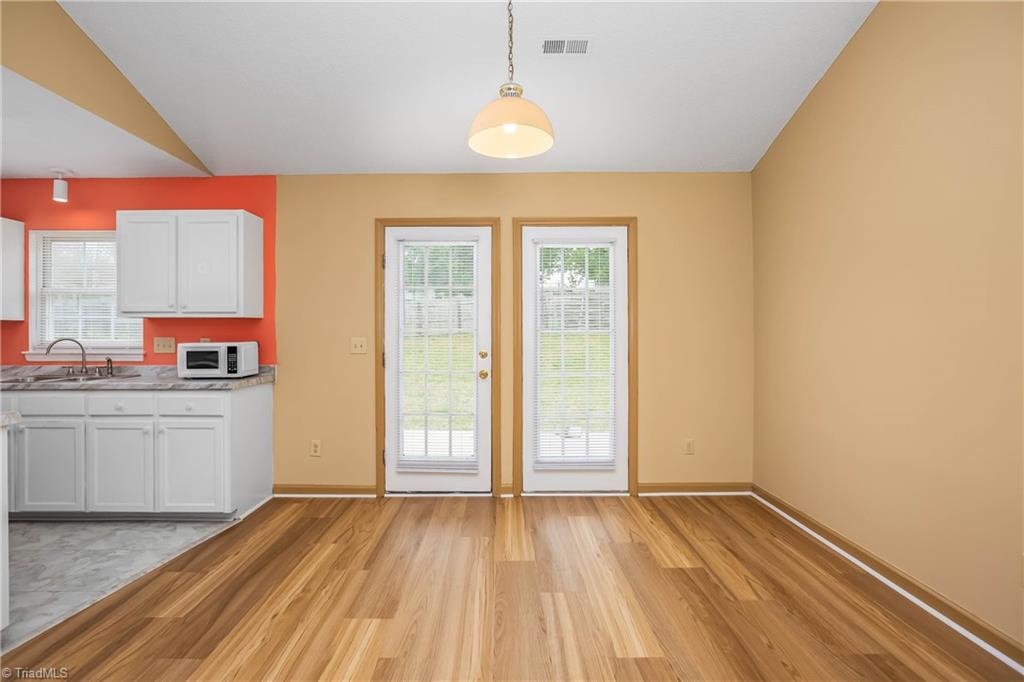 2460 Shadow Valley Road, High Point, North Carolina image 7