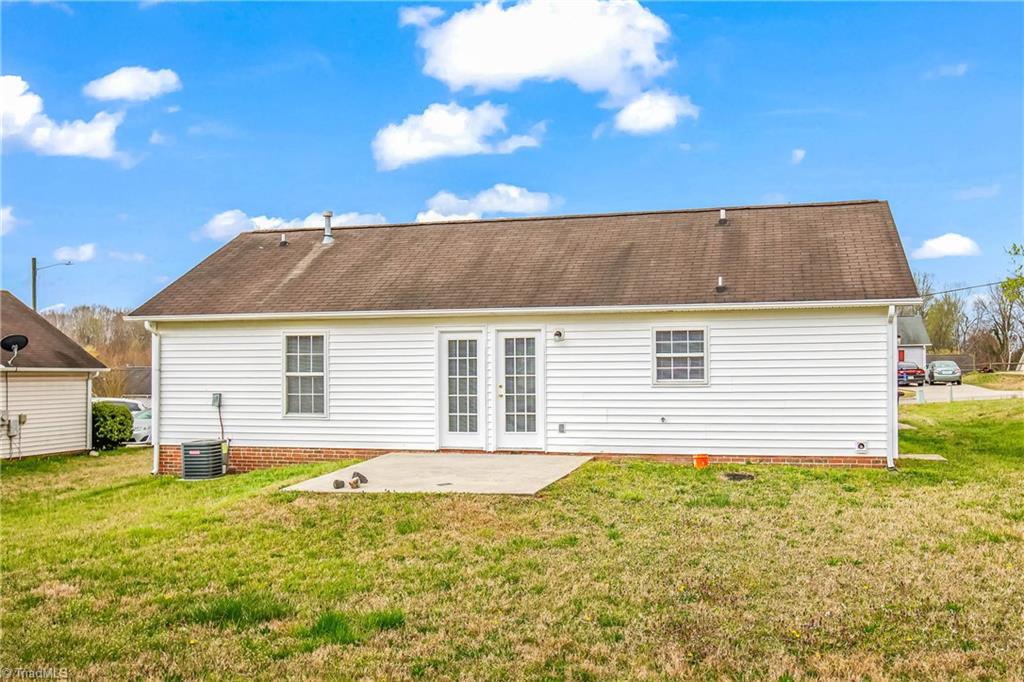 2460 Shadow Valley Road, High Point, North Carolina image 22
