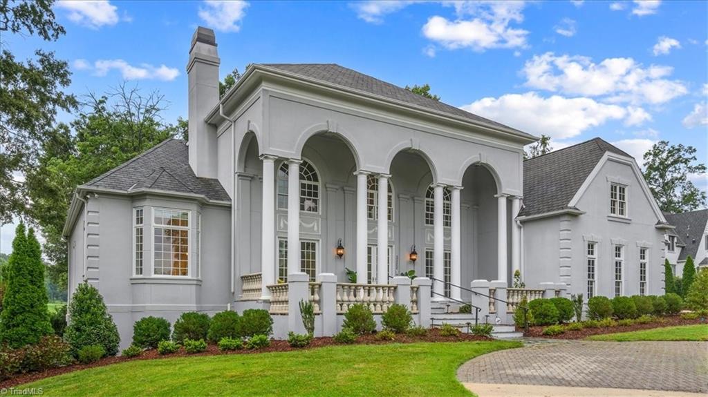 3222 Forsyth Drive