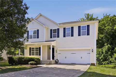 Homes For Sale - 4819 Clarkson Road<br/> Greensboro, NC 27410