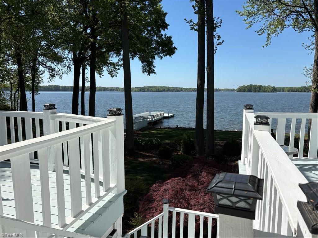 Photo of 1553 Waterford Pointe Road, Lexington, NC 27292 (MLS # 1190978)