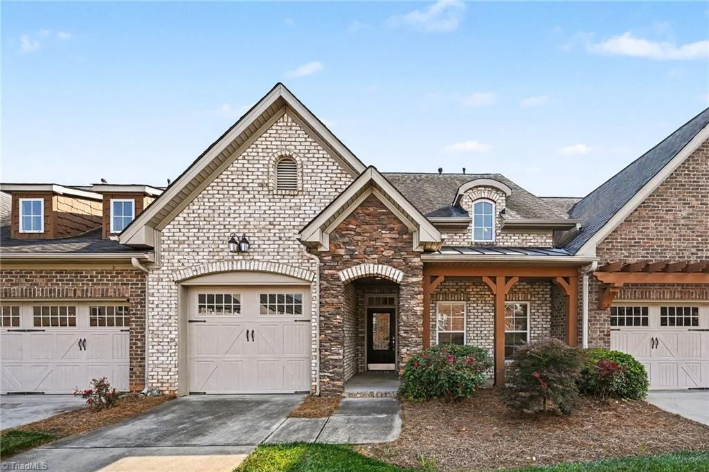 1942 Tweed Lane