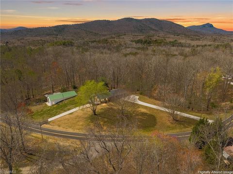 Homes For Sale - 435 Seven Island Road<br/> Danbury, NC 27016