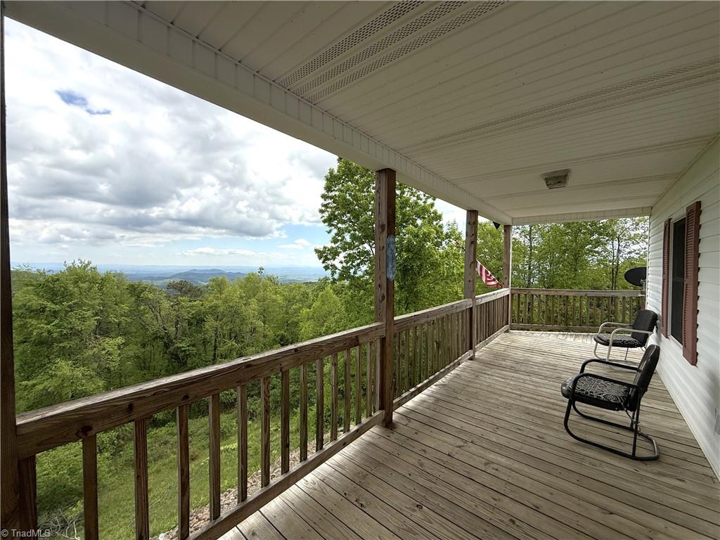 1225 Rich Hill Mountain Road, Glade Valley, North Carolina image 3