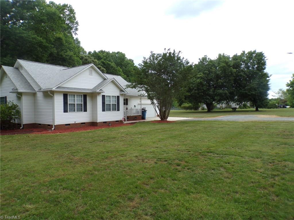 6236 Nat Road, Julian, North Carolina image 2