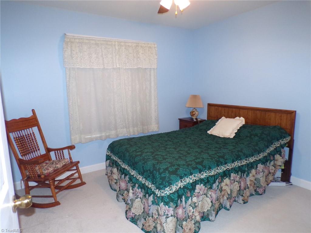 6236 Nat Road, Julian, North Carolina image 20
