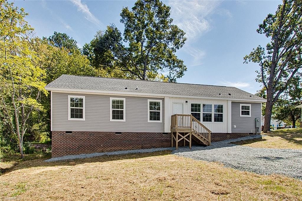 Photo of 414 Callicut Street, Asheboro, NC 27203 (MLS # 1217577)