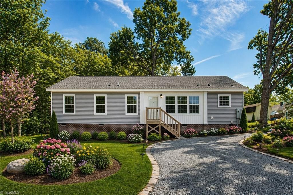 Photo of 414 Callicut Street, Asheboro, NC 27203 (MLS # 1217577)