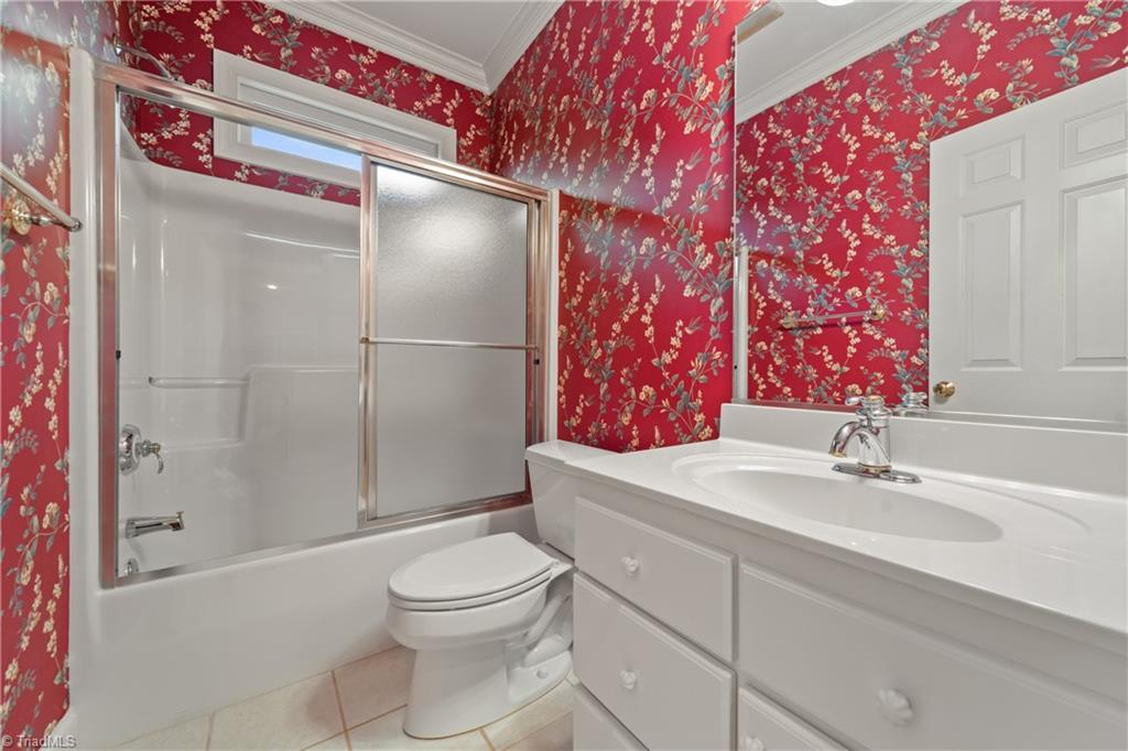 Winston-Salem, North Carolina 27106, United States, 3 Bedrooms Bedrooms, ,3 BathroomsBathrooms,Residential,Pending,133379