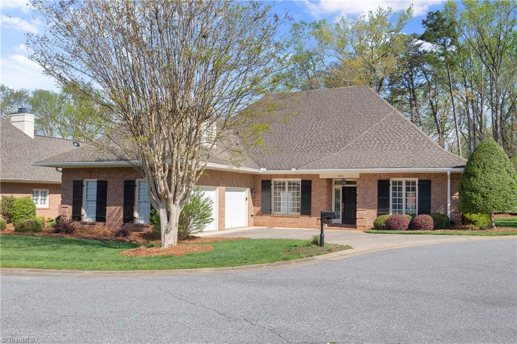 Winston-Salem, North Carolina 27106, United States, 3 Bedrooms Bedrooms, ,3 BathroomsBathrooms,Residential,Pending,133379