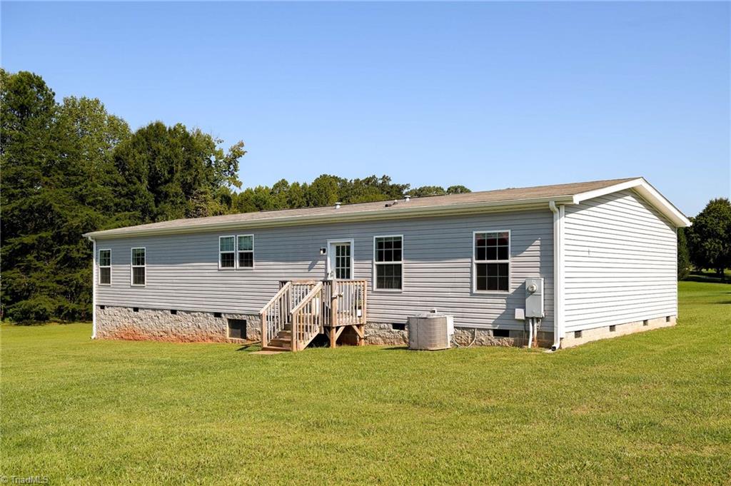 61 Alamance Drive, Reidsville, North Carolina image 22