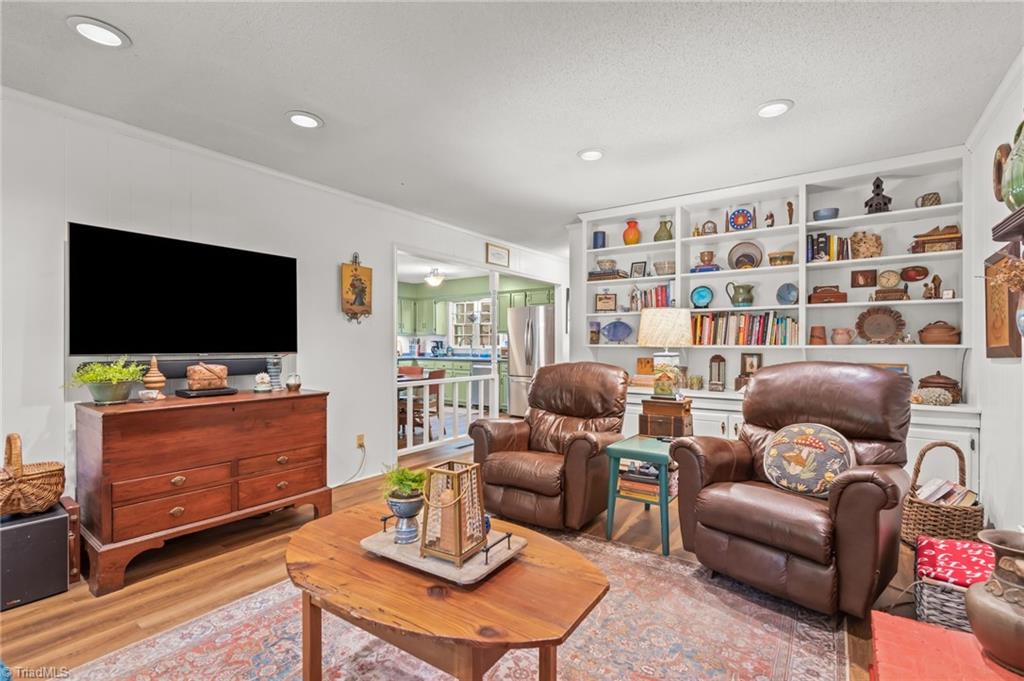 1502 Trafalgar Court, High Point, North Carolina image 18