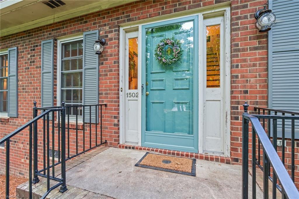 1502 Trafalgar Court