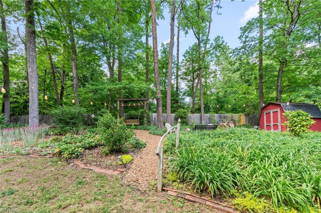 1502 Trafalgar Court, High Point, North Carolina image 41