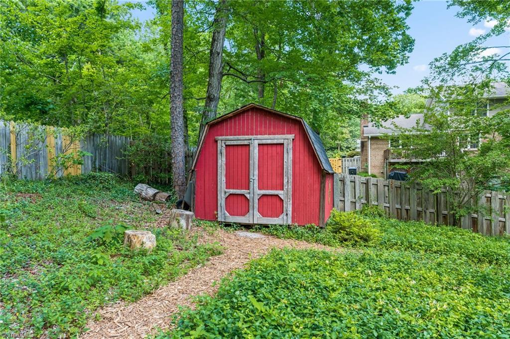 1502 Trafalgar Court, High Point, North Carolina image 43