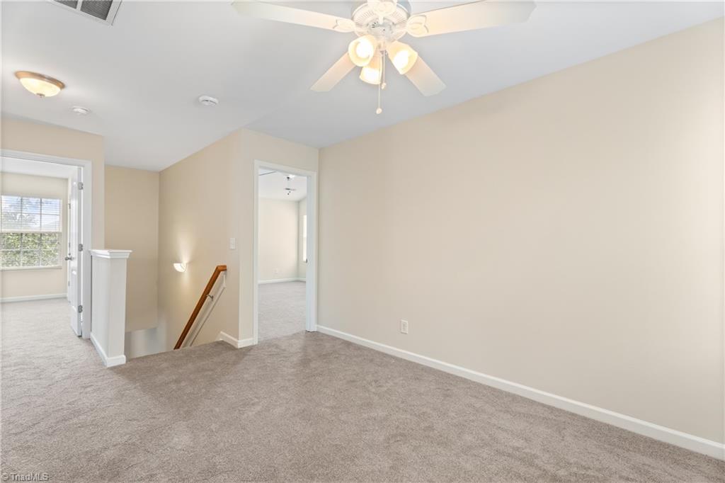 Greensboro, North Carolina 27405, United States, 3 Bedrooms Bedrooms, ,3 BathroomsBathrooms,Residential,Pending,180162