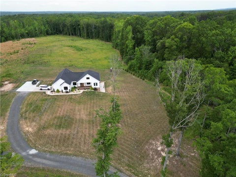 Homes For Sale - 2498 Settle Bridge Road<br/> Stoneville, NC 27048