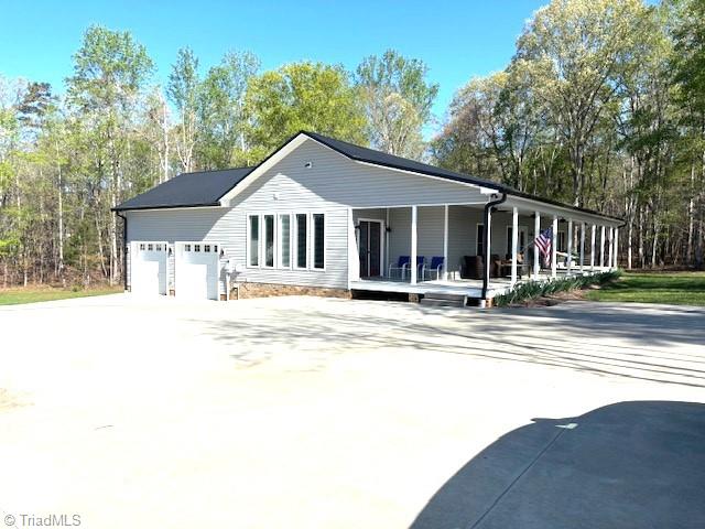 8958 Lasater Road, Clemmons, North Carolina image 1