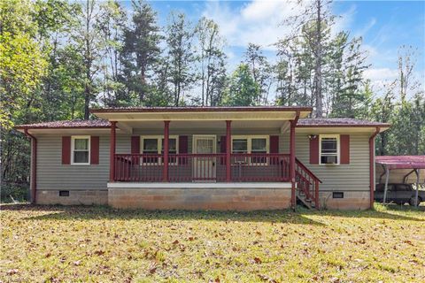 Homes For Sale - 312 Brookview Drive<br/> Boomer, NC 28606