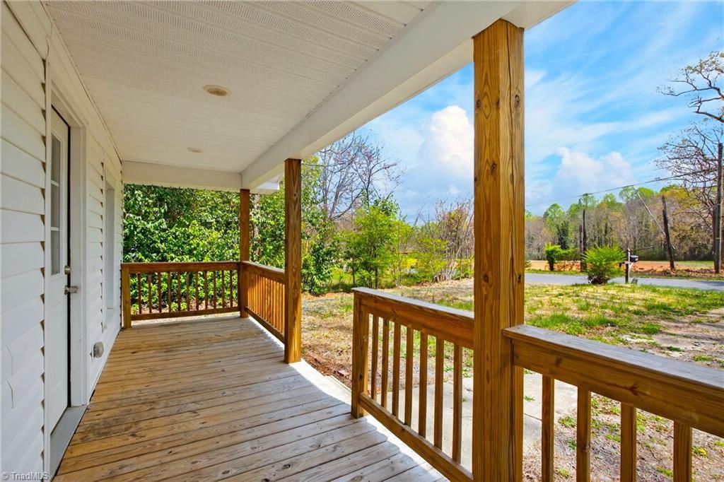 Photo of 527 Booker T Washington Avenue, Asheboro, NC 27203 (MLS # 1214353)