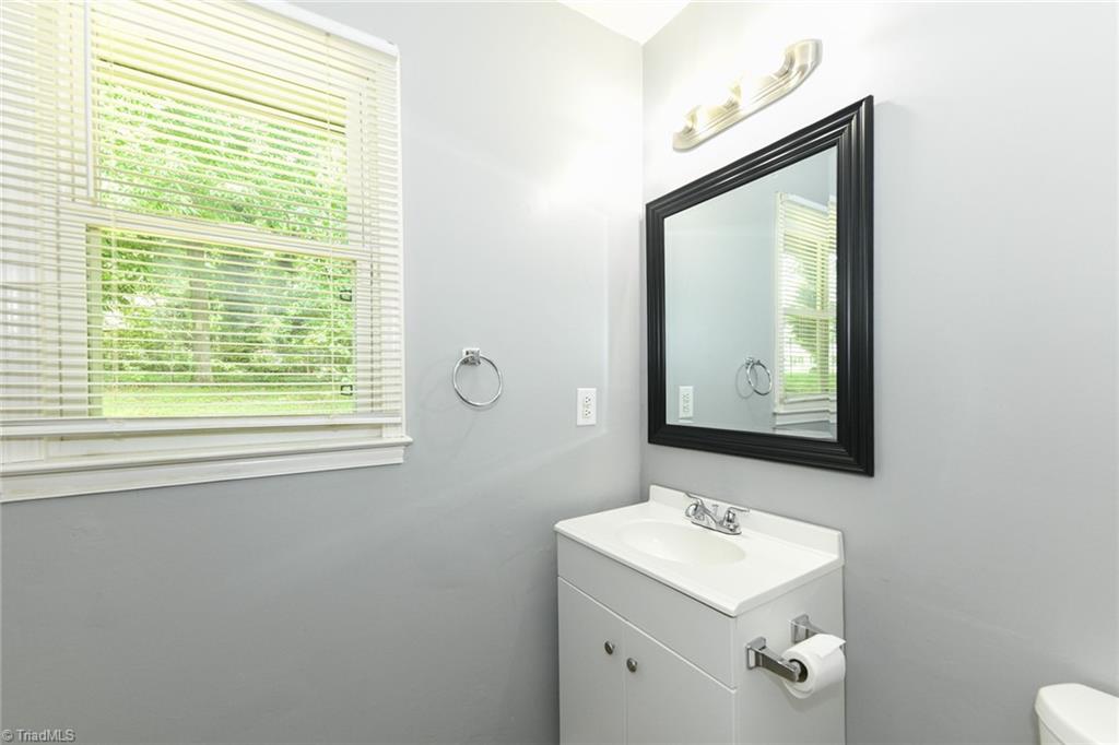 803 Ernest Court, High Point, North Carolina image 12