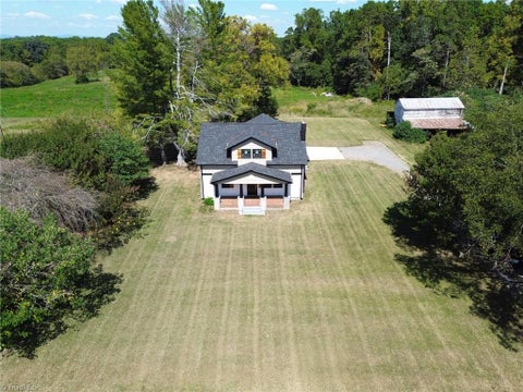 Homes For Sale - 1826 N Oak Ridge Church Road<br/> Yadkinville, NC 27055