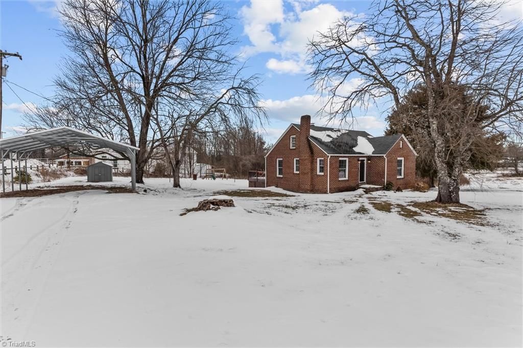 Photo of 980 Old Highway 601, Mount Airy, NC 27030 (MLS # 1208238)