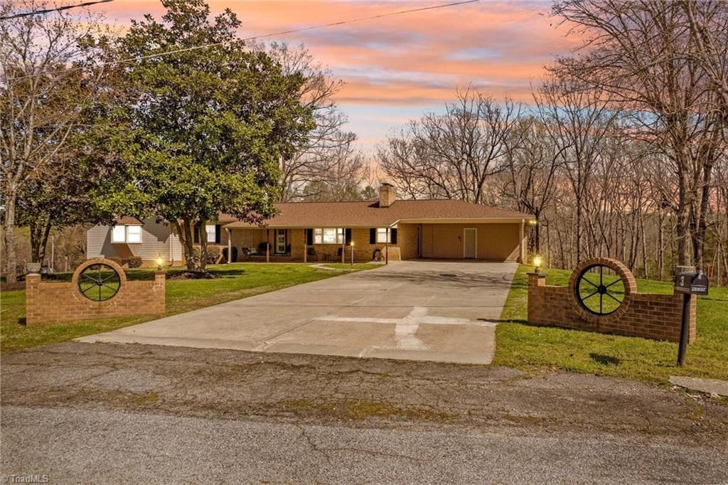 Photo of 5075 Lakeview Drive, Salisbury, NC 28147 (MLS # 1212424)