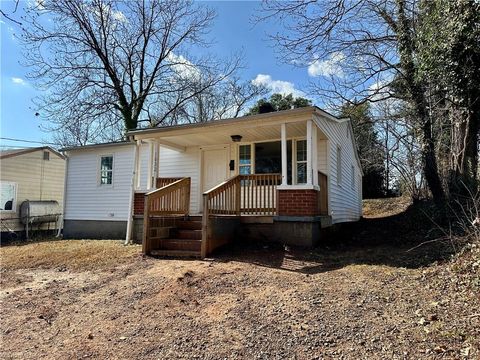 1022 Manly Street Winston-Salem NC 27105