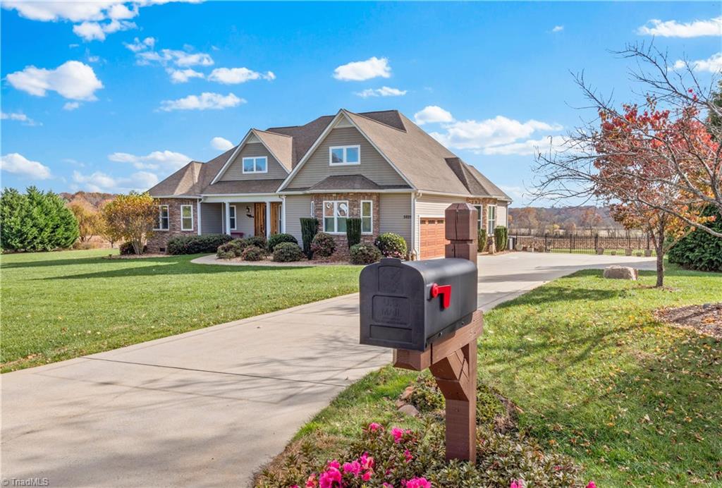 5828 Jordan Gate Drive