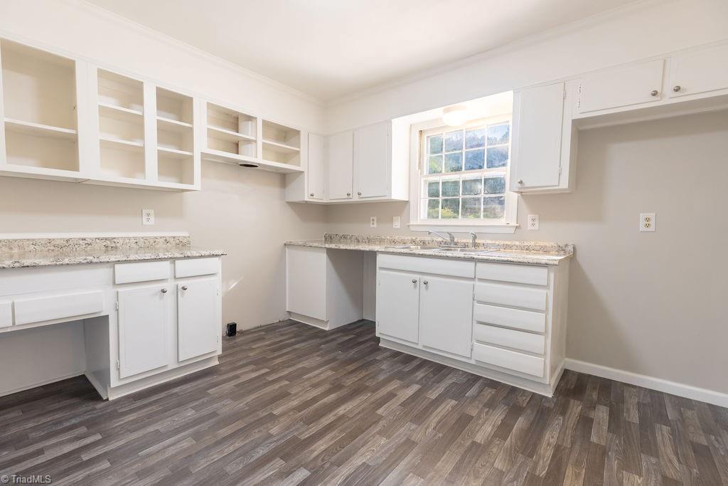 1808 Heilwood Drive