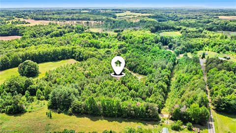Homes For Sale - 1059 Ben Anderson Road<br/> Mocksville, NC 27028