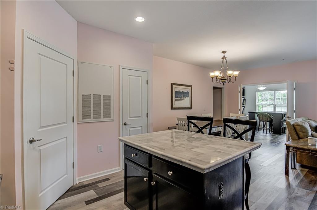 6801 Hanesbrook Circle #104, Clemmons, North Carolina image 16
