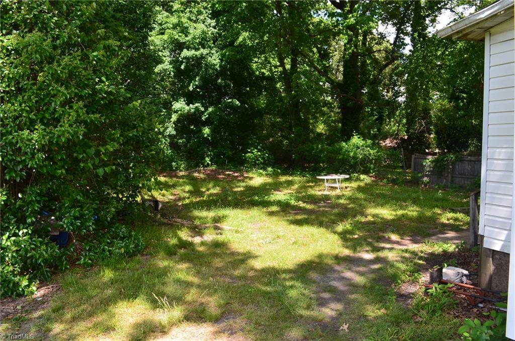 2706 W English Road, High Point, North Carolina image 11