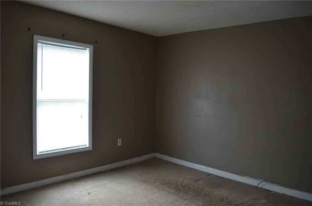 2706 W English Road, High Point, North Carolina image 7