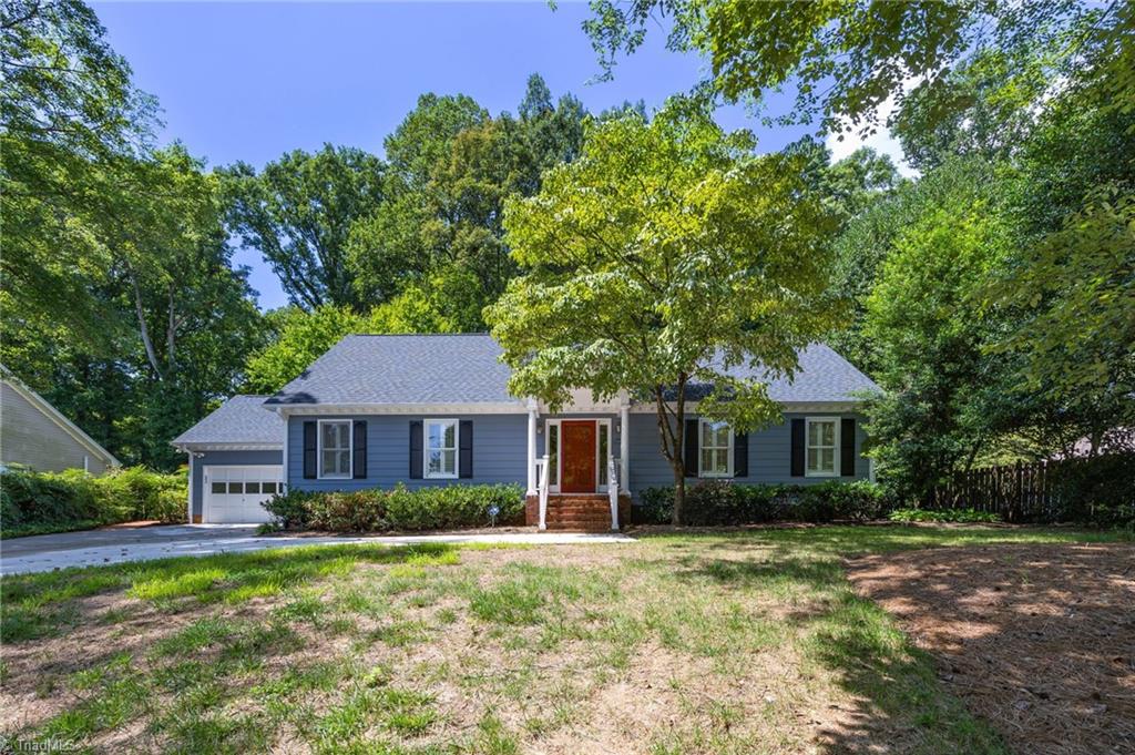 Greensboro, North Carolina 27410, United States, 4 Bedrooms Bedrooms, ,3 BathroomsBathrooms,Residential,Pending,193944