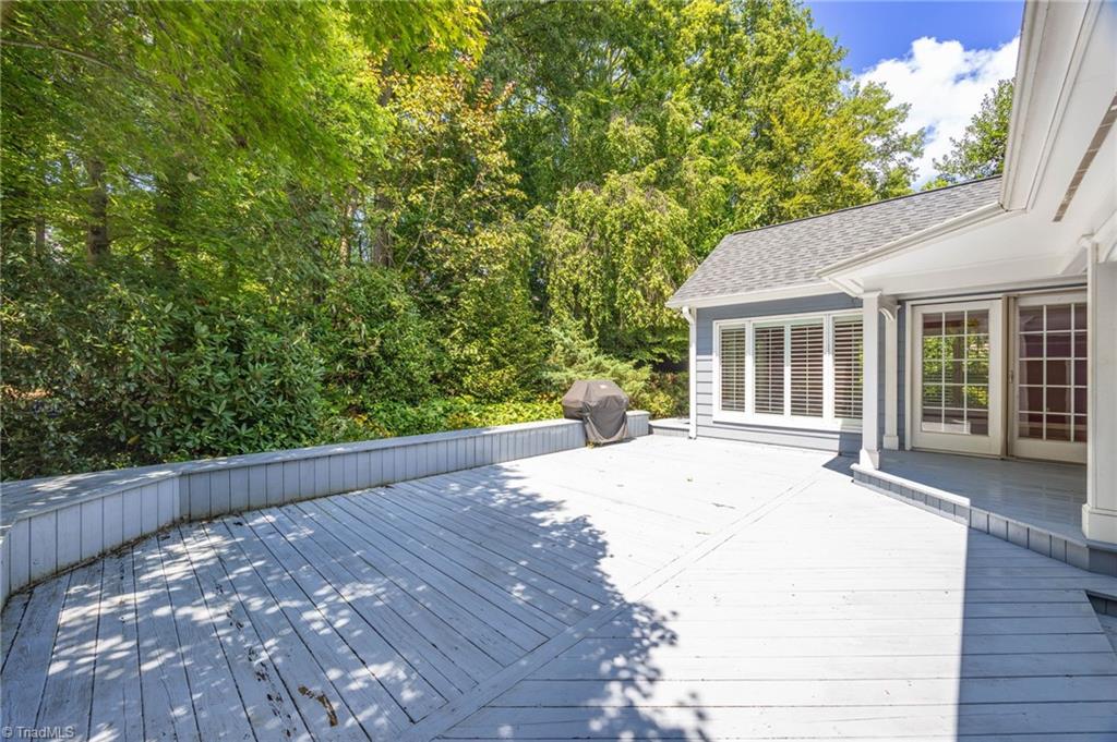 Greensboro, North Carolina 27410, United States, 4 Bedrooms Bedrooms, ,3 BathroomsBathrooms,Residential,Pending,193944