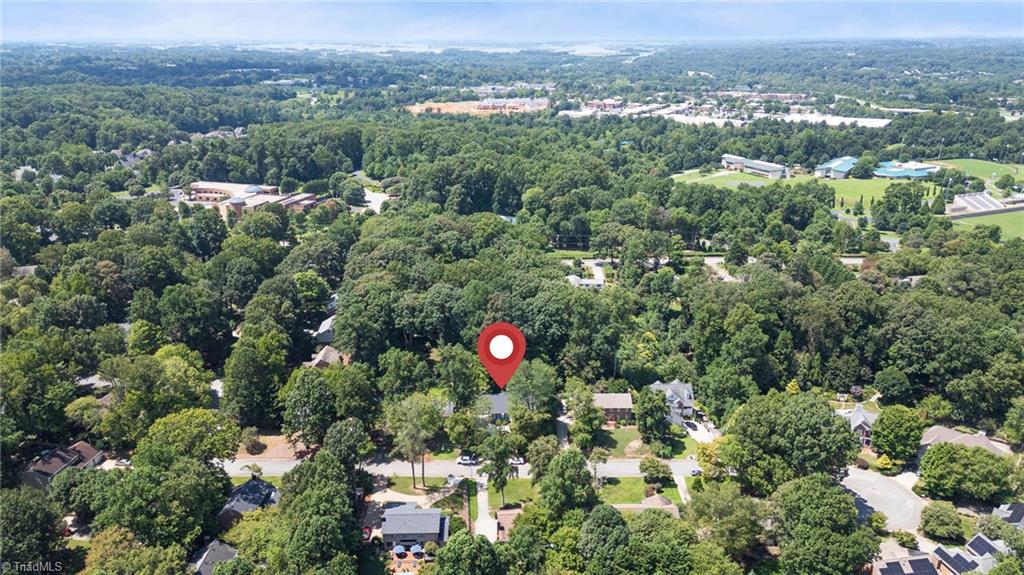 Greensboro, North Carolina 27410, United States, 4 Bedrooms Bedrooms, ,3 BathroomsBathrooms,Residential,Pending,193944