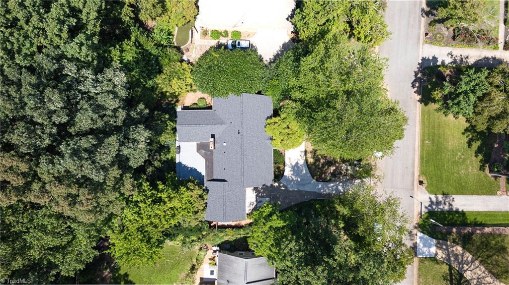 Greensboro, North Carolina 27410, United States, 4 Bedrooms Bedrooms, ,3 BathroomsBathrooms,Residential,Pending,193944