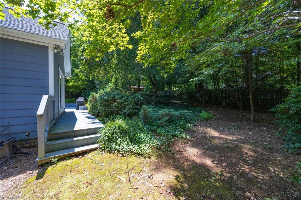 Greensboro, North Carolina 27410, United States, 4 Bedrooms Bedrooms, ,3 BathroomsBathrooms,Residential,Pending,193944