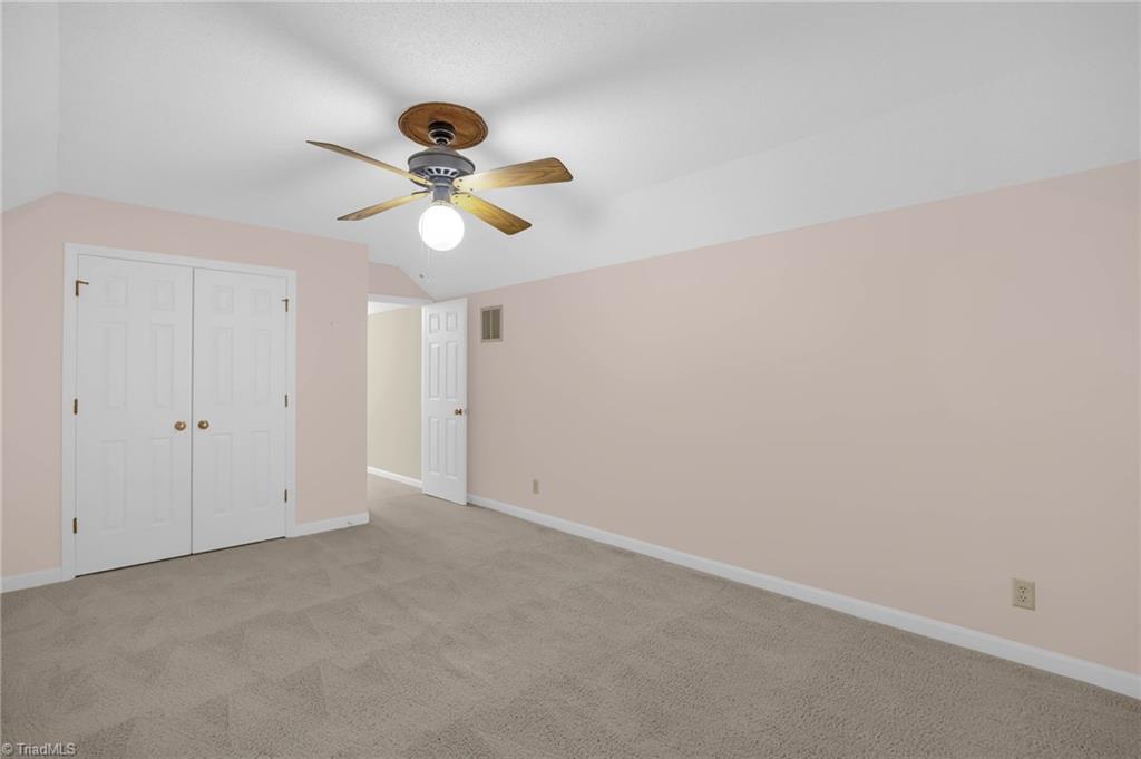 Greensboro, North Carolina 27410, United States, 4 Bedrooms Bedrooms, ,3 BathroomsBathrooms,Residential,Pending,193944