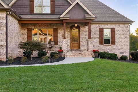 A home in Stokesdale