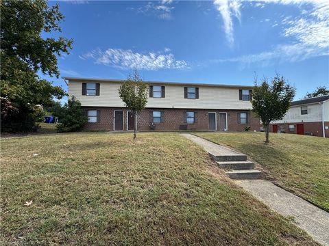Townhouse For Sale - 4206 Delbert Avenue<br/> Durham County, Durham, NC 27704