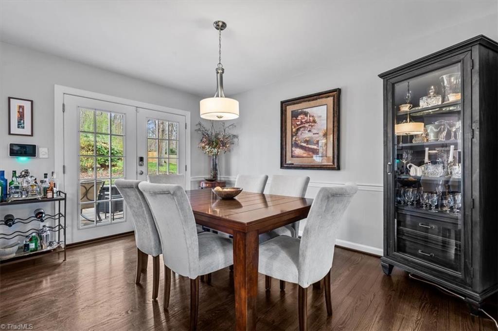 Greensboro, North Carolina 27408, United States, 3 Bedrooms Bedrooms, ,2 BathroomsBathrooms,Residential,Pending,90882