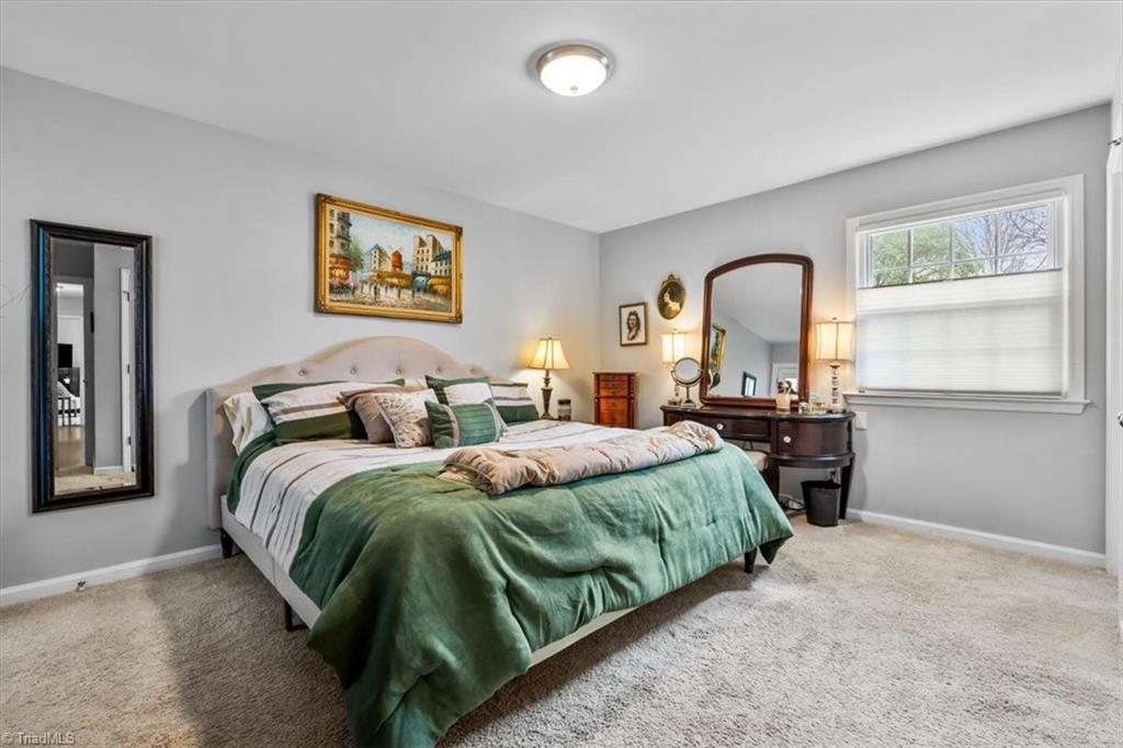 Greensboro, North Carolina 27408, United States, 3 Bedrooms Bedrooms, ,2 BathroomsBathrooms,Residential,Pending,90882