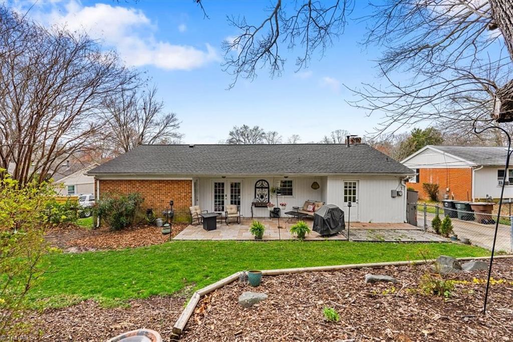 Greensboro, North Carolina 27408, United States, 3 Bedrooms Bedrooms, ,2 BathroomsBathrooms,Residential,Pending,90882