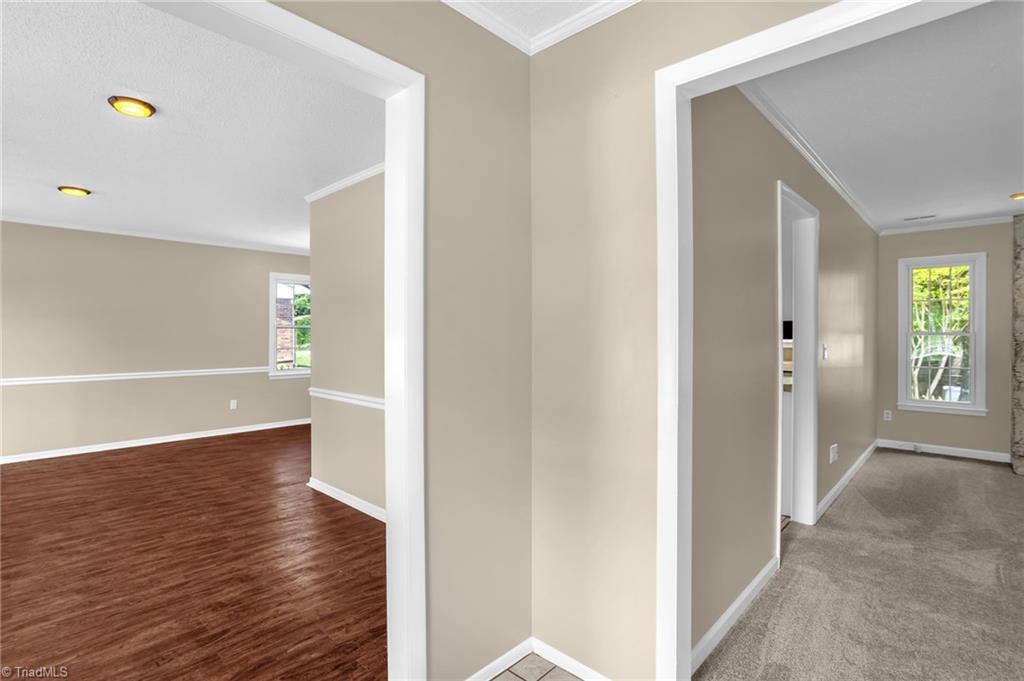 5220 Lawndale Drive