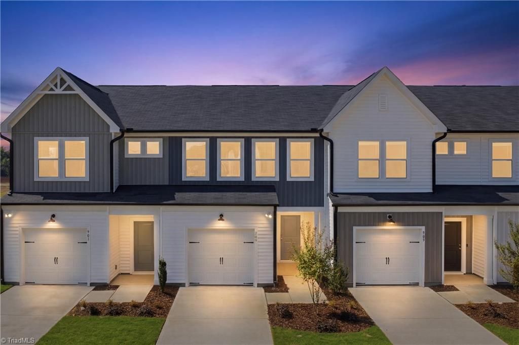 Photo of 519 Prosecco Drive, Thomasville, NC 27360 (MLS # 1229179)